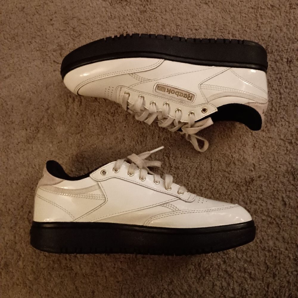 Reebok Cardi B Club C Double Women Size 9 Tennis Shoes White 2020 H69078 PRE-OWN - Picture 3 of 6